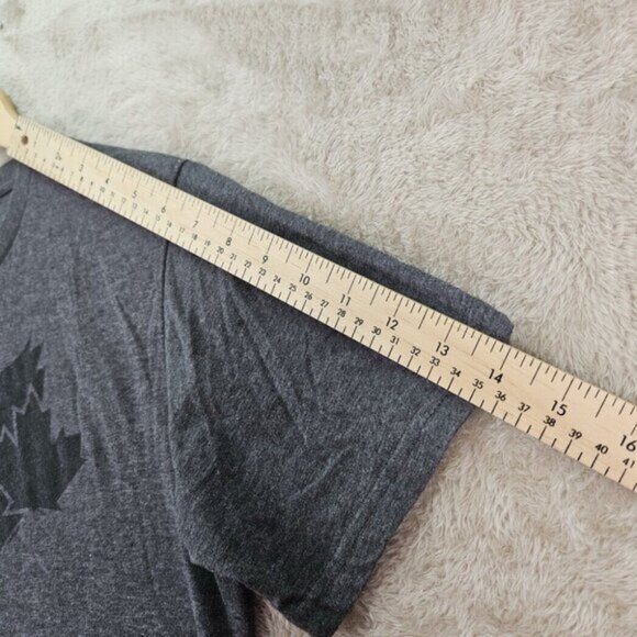 MLB Toronto Blue Jays T-Shirt Genuine Merchandise Men's Size S Gray Short Sleeve - Picture 6 of 10